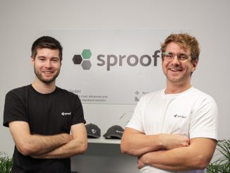 Fabian Knirsch, CTO und Co-Founder von sproof (links) und Clemens Brunner, CEO und Mitgründer von sproof (rechts) (c) sproof