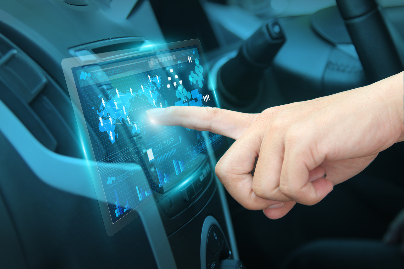 Das vernetzte Auto gibt es schon. Autonome Fahrzeuge könnten schon in zehn Jahren Realität sein. (c) Fotolia