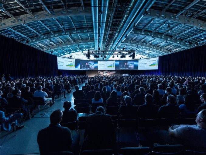 1.300 Teilnehmer kamen zum Launch von S/4 HANA als Public-Cloud-Lösung. (c) Franck Cohen