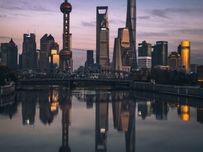 Um die chinesischen Megastädte à la Beijing und Shanghai verlässlich mit Wasser versorgen zu können, braucht es smarte Lösungen. Oberösterreich hilft. (c) Ding Iran / Unsplash