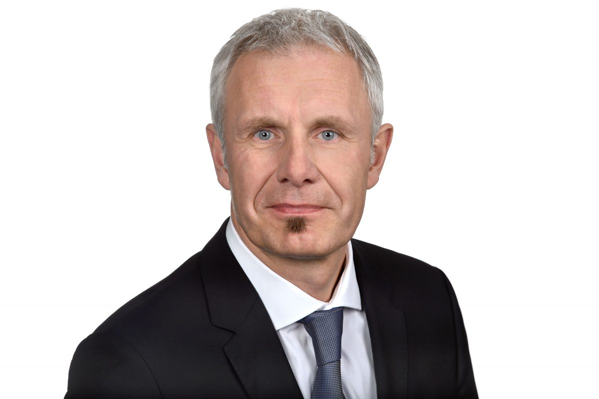 Rainer Peters ist Leiter der Business Solutions Group bei HPE in der DACH-Region. (c) HPE