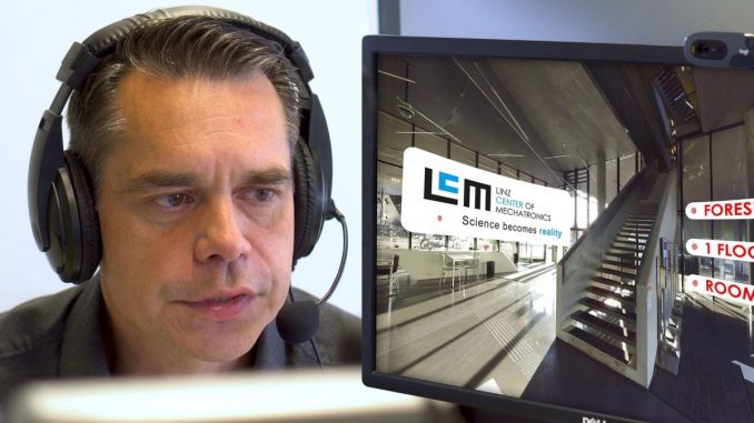 Manfred Reiter, Head of Sales bei LCM, bei einer Führung durch die Labors und Versuchsräume des LCM. (c) LCM