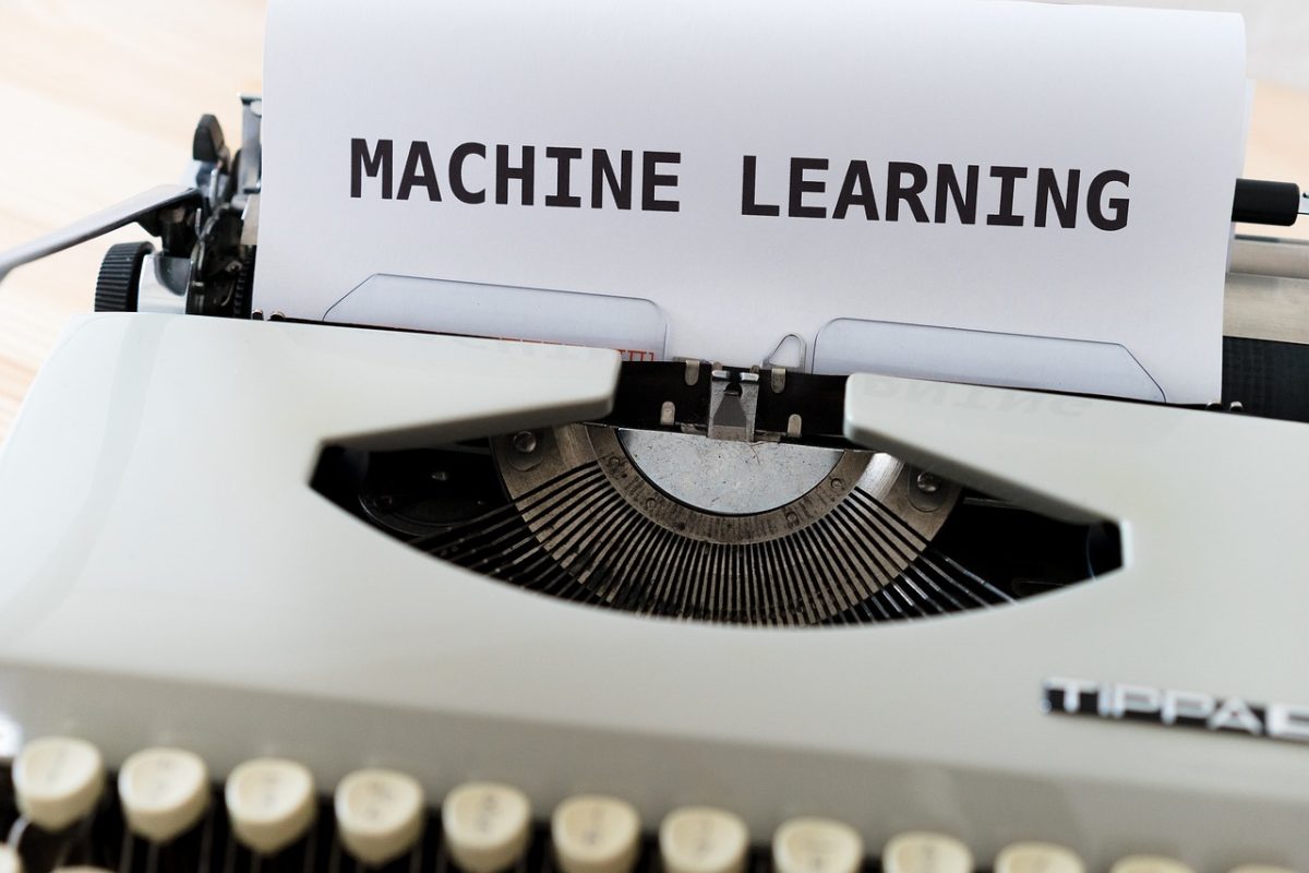 KI bzw. Machine Learning (ML) kann sowohl von großen als auch kleinen Firmen sinnvoll eingsetzt werden. (c) Pixabay