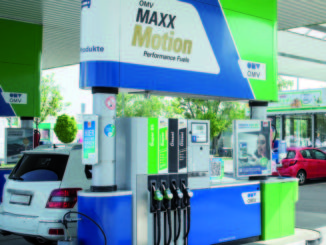 An jeder OMV-Tankstelle sind jene Zapfsäulen, die mit dem neuen Service ausgestattet sind, klar gekennzeichnet und können schon bei der Einfahrt sofort erkannt werden. (c) OMV