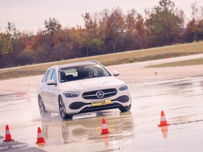 ÖAMTC Fahrtechnik (c) ÖAMTC Fahrtechnik – Christian Houdek