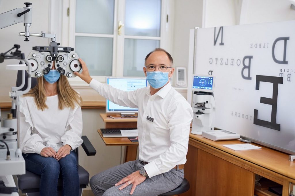 Tipps Gegen Trockene Augen Bei Bildschirmarbeit