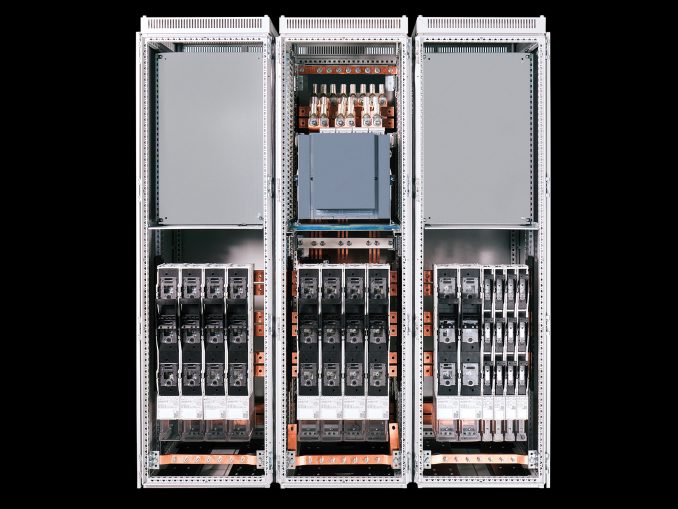 Mit dem neuen Ri4Power Kombifeld bietet Rittal Österreich seinen Kunden eine effiziente Energieverteil- und Schaltanlage an. (c) Rittal