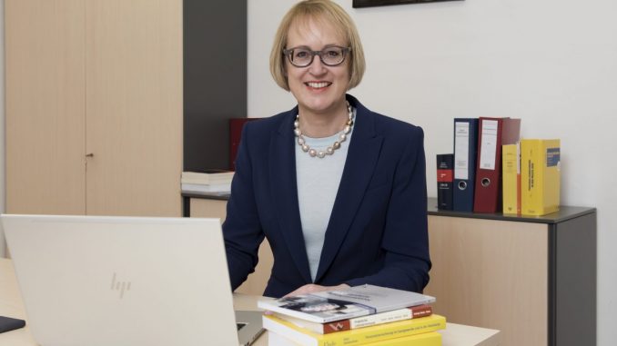 Mag. Sybille Regensberger, Obfrau der Fachgruppe UBIT in der Wirtschaftskammer Tirol (c) WK Tirol/Ascher Foto Design