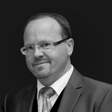 Ernst Schnellmann, CEO ezzy