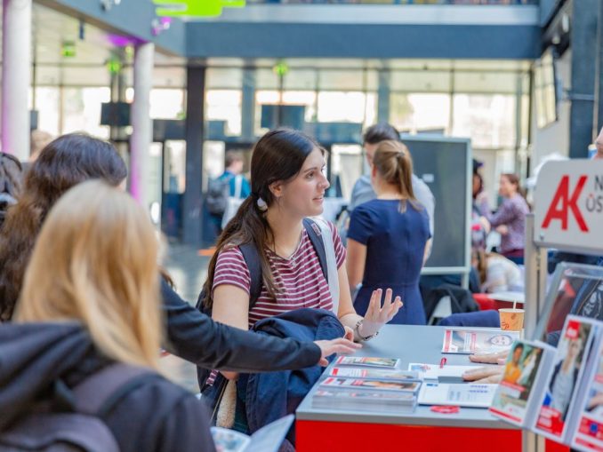 Die FH St. Pölten bot in der Woche vor dem Frauentag ein vielfältiges Beratungsangebot.