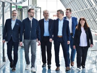 (von links nach rechts) Moderator Wolfgang Franz (ITWelt.at), Matthias Goetz (IBM), Alexander Penev (ByteSource), Alexander Bruckner (T-Systems Austria), Alexander Krauter (proALPHA) und Heidrun Walker (Nutanix) (c) timeline / Rudi Handl