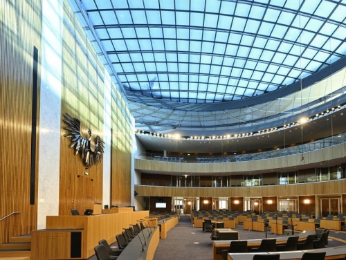 Nationalratssaal mit Glaskuppel (c) Parlamentsdirektion / Johannes Zinner