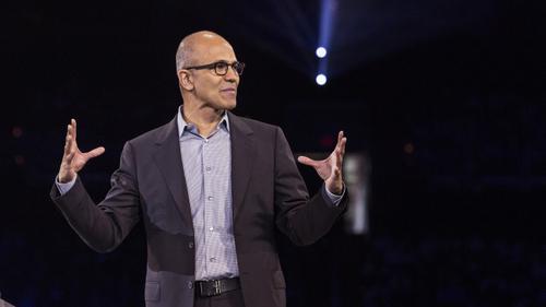 Microsoft-Chef Satya Nadella plädiert dafür, dass KI-Technik nicht allein Sache der großen IT-Konzerne sein dürfe. (c) Microsoft