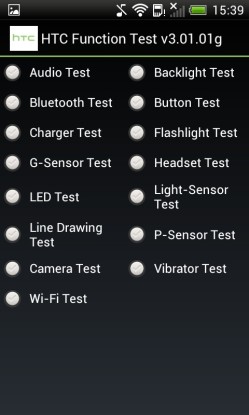 Test-Menü: Auf dem HTC Desire X bringt ein bestimmter Code Tests für Bildschirm, Sensoren und Kameras zum Vorschein. (c) pcwelt.de