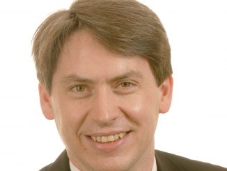 Thomas Mader ist seit 16 Jahren als Berater im SAP-Umfeld tätig. Als „Solution Owner“ von „Suite on HANA“, „S/4HANA“ und „SAP User Interfaces“ (im speziellen für SAP Fiori) bei der Phoron Consulting unterstützt er Kunden, komplexe Zusammenhänge verständlich zu machen. (c) Phoron Consulting