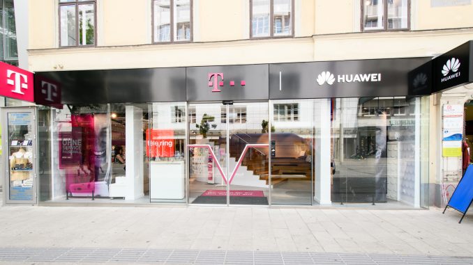 Der gemeinsame Experience Store von Huawei und T-Mobile in Wien will dank eines neuen Shopkonzepts Produkte und Services besser für den Kunden erlebbar machen.