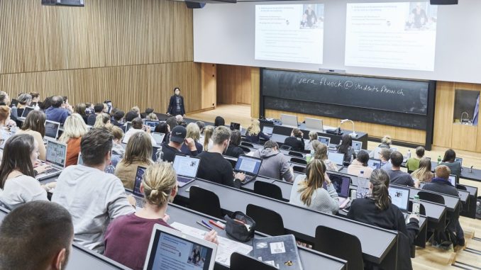 Die FHNW Fachhochschule Nordwestschweiz schützt die Daten von 30.000 Anwendern und steigert die IT-Effizienz um 90 Prozent mit Veeam. (c) FHNW Schweiz