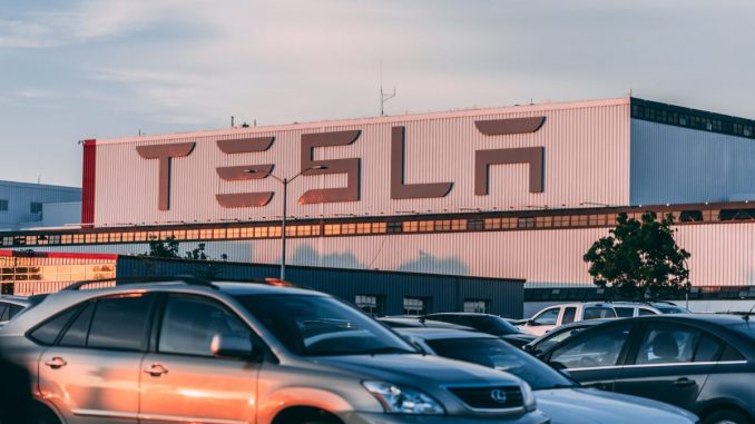 Tesla erschließt neue Geschäftsfelder (c) Pexels