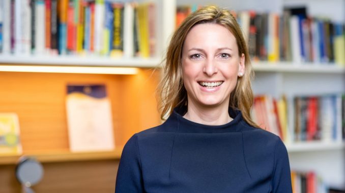 Iris-Sabine Bergmann, HR-Lead bei Nagarro: „Ohne Menschen geht es nicht, aber KI-Systeme sind eine hervorragende Ergänzung.“